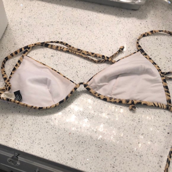 New guess sequin leopard cheetah bikini top - Picture 3 of 3